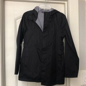 The North Face hooded lightweight raincoat 10/12